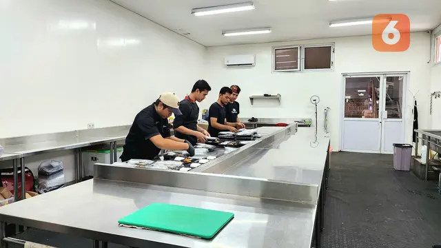 You are currently viewing DignityKu, Restoran Pertama di Indonesia yang Seluruh Pelayan Penyandang Disabilitas dan Ada Kelas Pelatihan